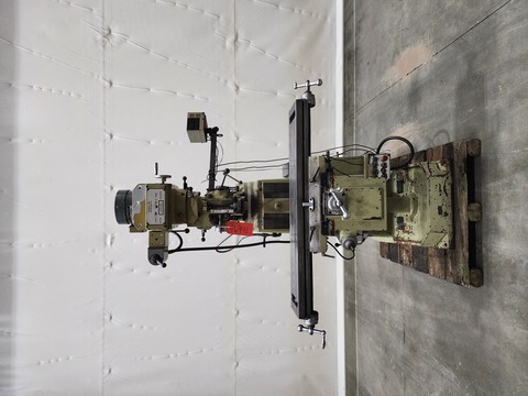 Willis #1050, vertical knee mill - Image 1