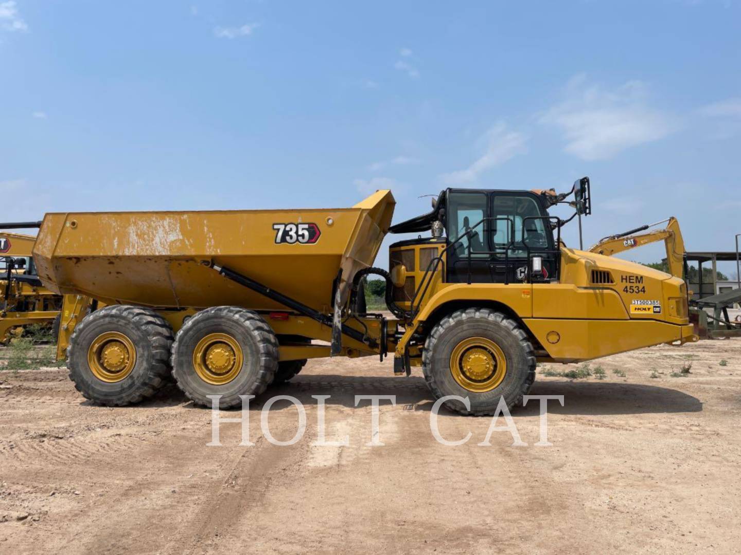 Caterpillar 735, Articulated Truck, 1809 hours, S/N: 3T500385, 2023 - Image 2