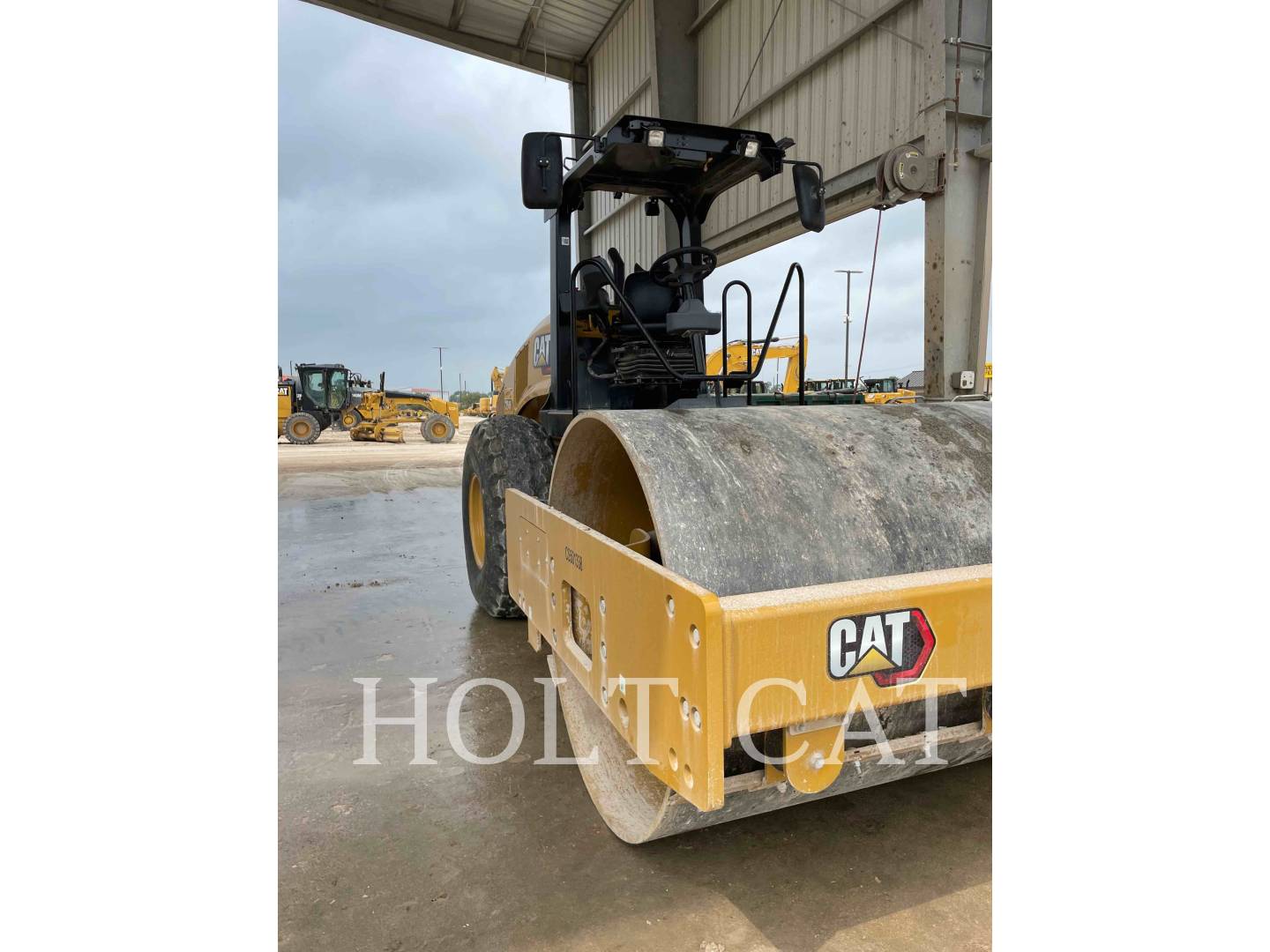 Caterpillar CS54B, Compactor, 33 hours, S/N: CS501338, 2023 - Image 2