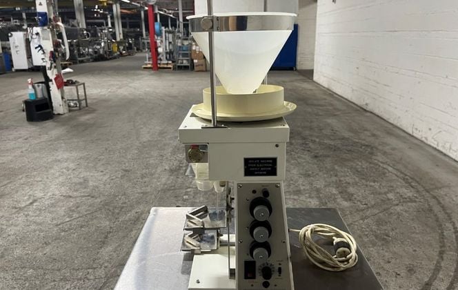 C.E. King #DC, Counter, w/Dual Chute Discharge, 115 V - Image 2