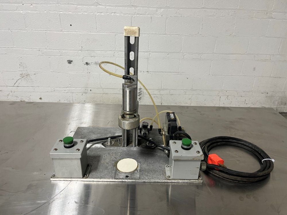 Pneumatic Capacity Torquer, Bench Top Design - Image 1