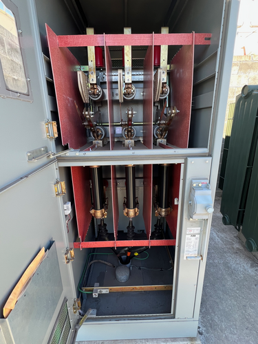 600 Amp. ABB, BreakMaster, 15 KV switch, 1 Section - NEMA 3R enclosure, 600 A Bus, 3 Phase/3 Wire, 15 kV, 95 - Image 6