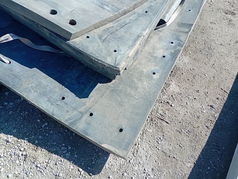 Duratray, rubber liner front, L-3000, Cat 793, new surplus - Image 2