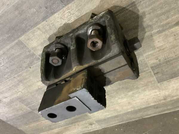 10" x 8-1/2" Horton boring mill jaws, removable top jaws (4 available) - Image 9