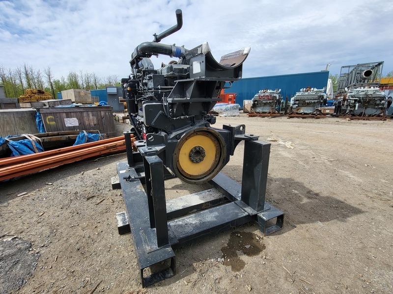 Komatsu #R624101AC01T2, SAA6D170E-3 engine, like new - Image 6