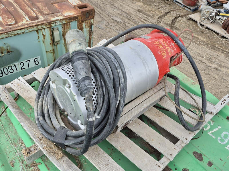 112' TDH, Flygt 2660.180-0083, submerisble pump, 15 HP, 50 psi, 3480 RPM, like new - Image 1