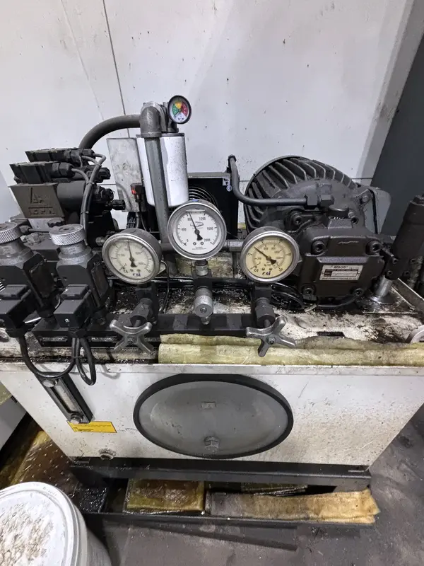 Vision Wide #NF-3226, CNC bridge mill, 40 automatic tool changer, 126" X Travel, 102.4" Y Travel, 40.1" Z, 6k - Image 6