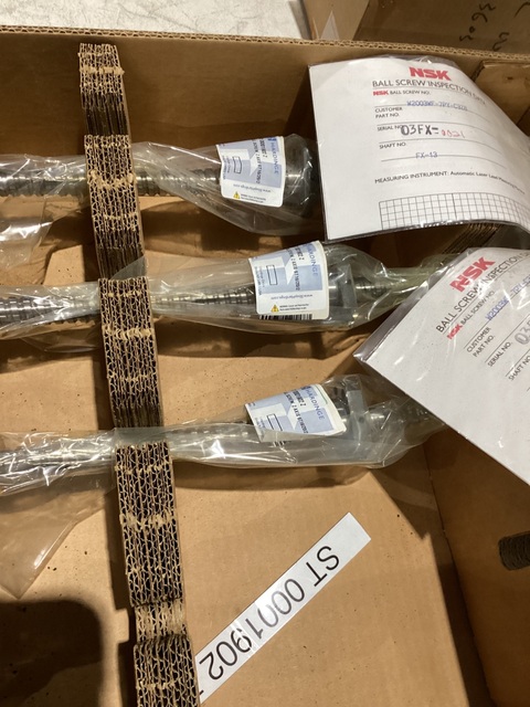 Nsk ball screws w2003wf-7py-c3z8 new - Image 3