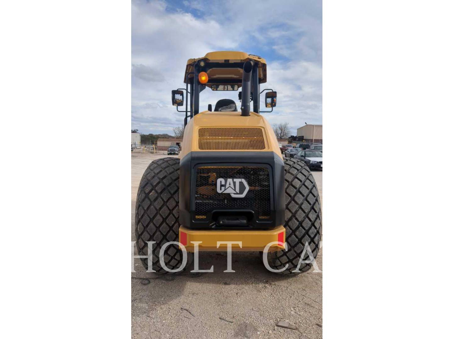 Caterpillar CS11GC, Vibratory Single Drum Pad, 522 hours, S/N: RFL00555, 2023 - Image 4