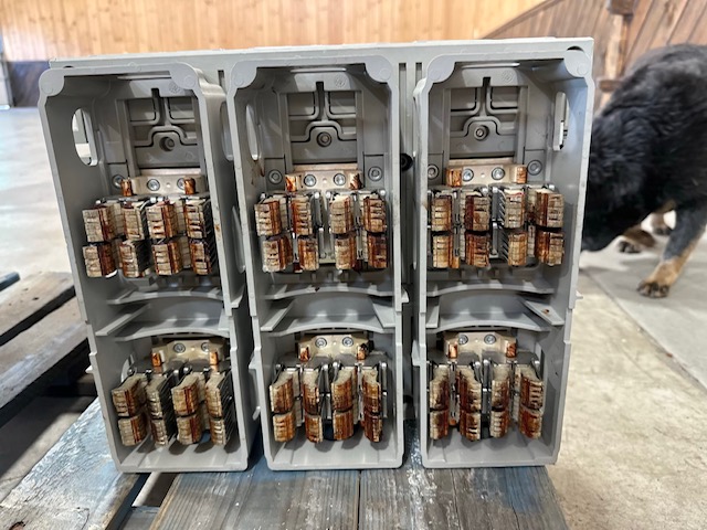 1600 Amps, Schneider, NW16L1, motorized electronic breaker for paralelling, like new, 2020 - Image 3