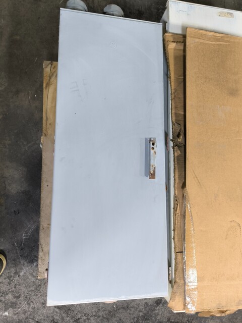 600 Amps, General Electric, TJK636F000, Enclosed Circuit Breaker, 600 Volts, 3pst - Image 3