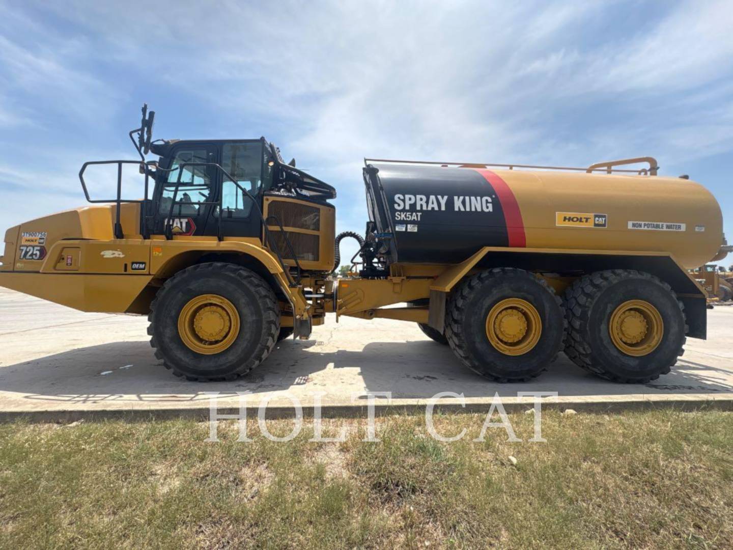 Caterpillar W00 725, Water Truck, 1155 hours, S/N: 3T900756, 2023 - Image 1