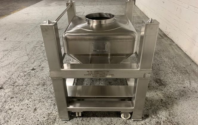 Meto, IBC, Stainless Steel, 185 liter capacity, 27" x 27" straight side w/18" Cone, 11" Top Opening, 7.5" - Image 2