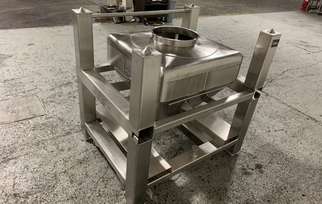 Meto, IBC, Stainless Steel, 185 liter capacity, 27" x 27" straight side w/18" Cone, 11" Top Opening, 7.5" - Image 3