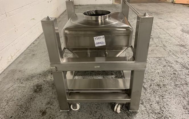 Meto, IBC, Stainless Steel, 185 liter capacity, 27" x 27" straight side w/18" Cone, 11" Top Opening, 7.5" - Image 4