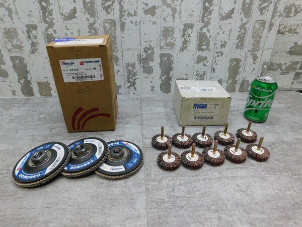 NEW Lot (3) Weiler Tiger Flap Disc & (10) Flap Wheel, 51113, 52366 NEW - Image 1