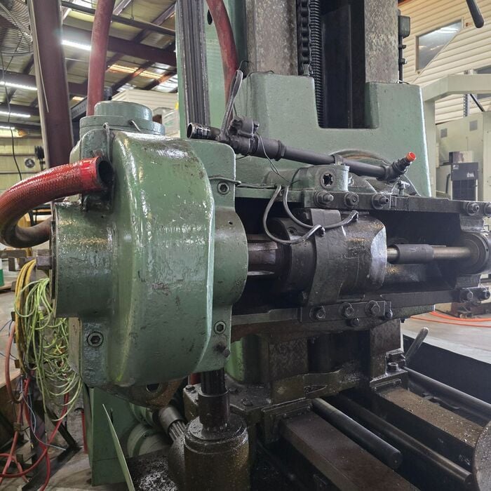Gould & Eberhardt #48HWD, heavy duty vertical gear hobber. 2 DP, differential, tailstock, excellent condition - Image 5