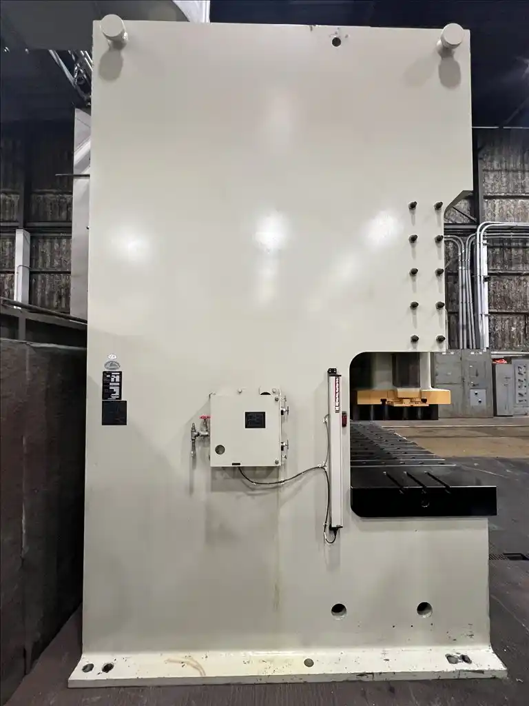 275 Ton, Komatsu #OBW250, double crank gap frame press, 11.8" stroke, 20-40 RPM, 2000 - Image 9