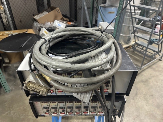 Athena #MF16-CV, 16-zone hot runner controller, includes stand & cables - Image 5