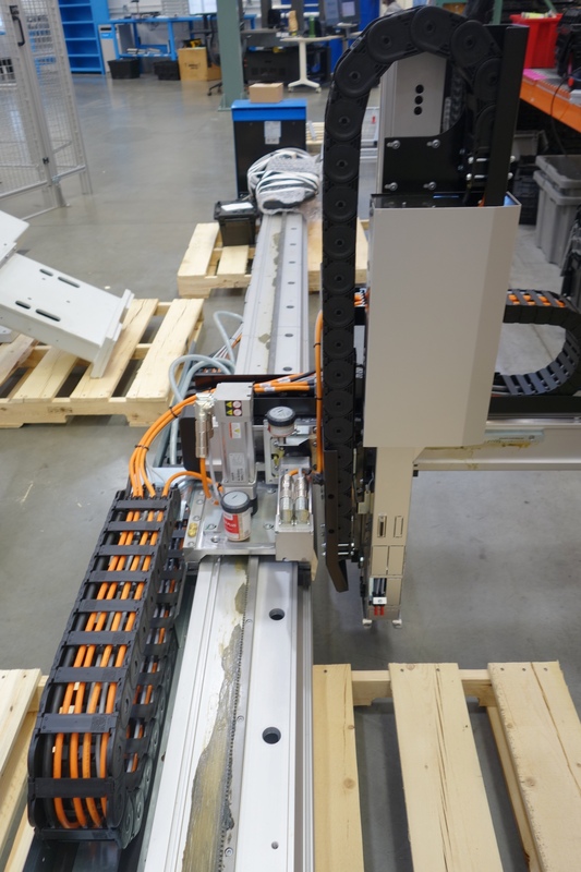 Sepro, Success 11X, 5-Axis robot, 2023 - price reduced - Image 6