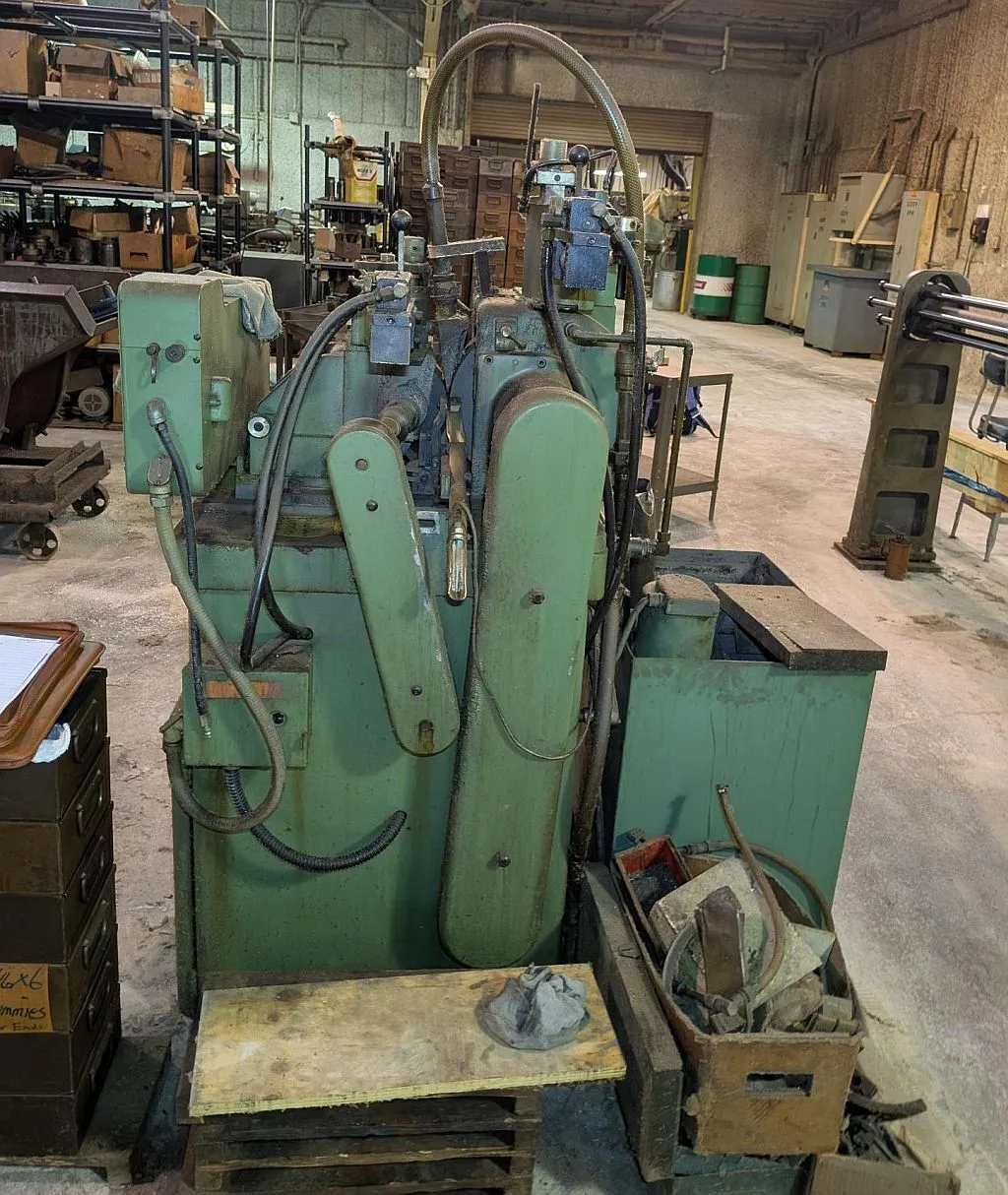 Royal Master No. TG12X4, precision centerless grinder, 1.5" capacity, 12" wheel diameter, dual hydraulic OTW - Image 2