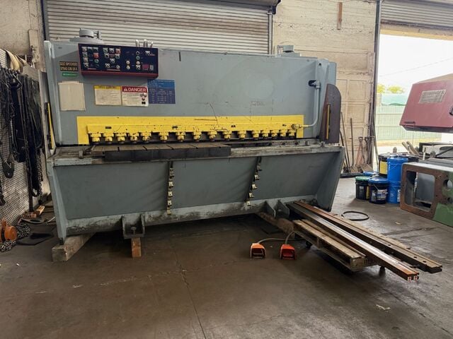 1/2" x 8' Atlantic #HDG8X1/2, hydraulic shear, 42" programmable Back Gauge, hydraulic holddowns, front - Image 2