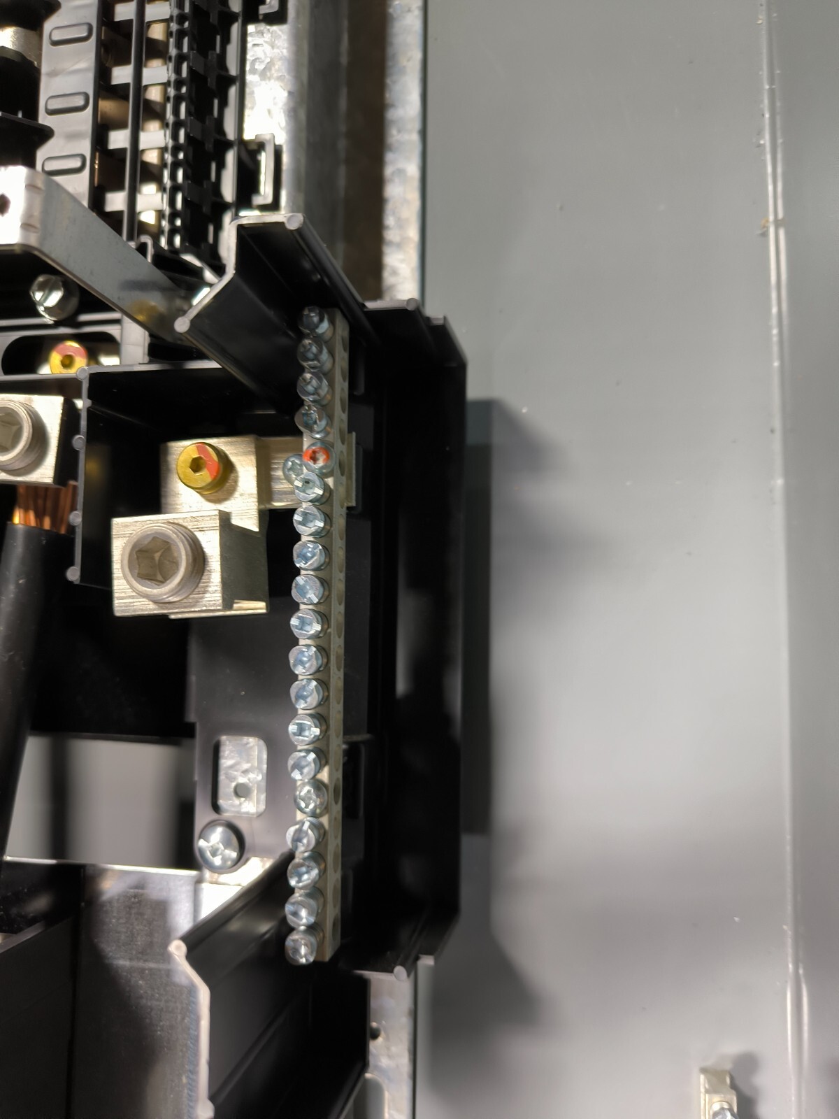 225 Amp. Square D, NQ430L2C, Panelboard Switch, 240 VDC, 48 VDC, 3ph, 4 wire, 3R, 30 space, w/ key - Image 7