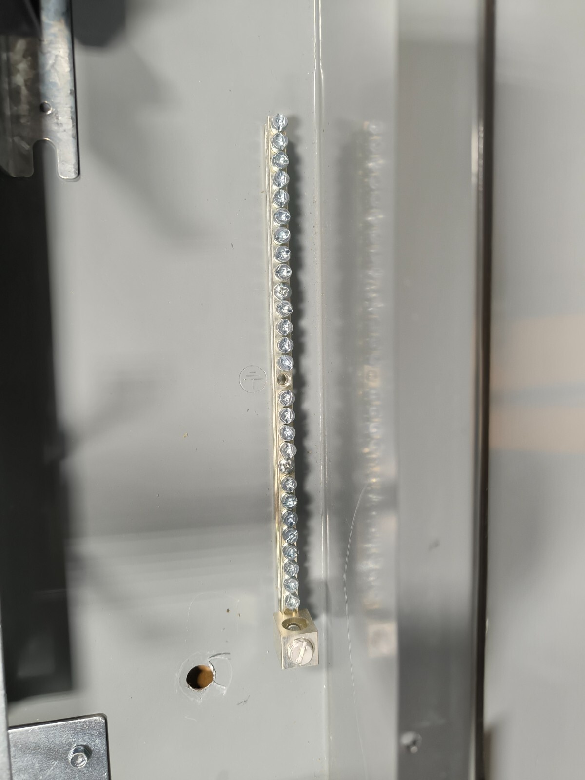 225 Amp. Square D, NQ430L2C, Panelboard Switch, 240 VDC, 48 VDC, 3ph, 4 wire, 3R, 30 space, w/ key - Image 8