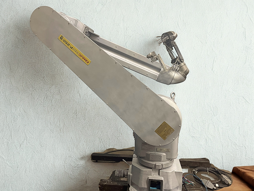 Fanuc, P-250iB/15, paint robot, less than 600 hours, 2015 - Image 2