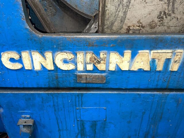 Cincinnati No. 2 Mdl. O-M, centerless grinder, 3.5" work rest, 20" x 12" wheel, 1953 - Image 4