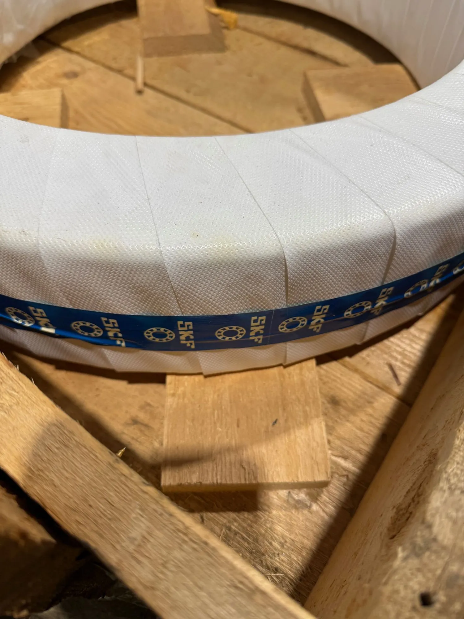 SKF #23992/465CA/W33, spherical roller bearing, 4.64" W, 18.11" bore dia., 24.4" OD - Image 3