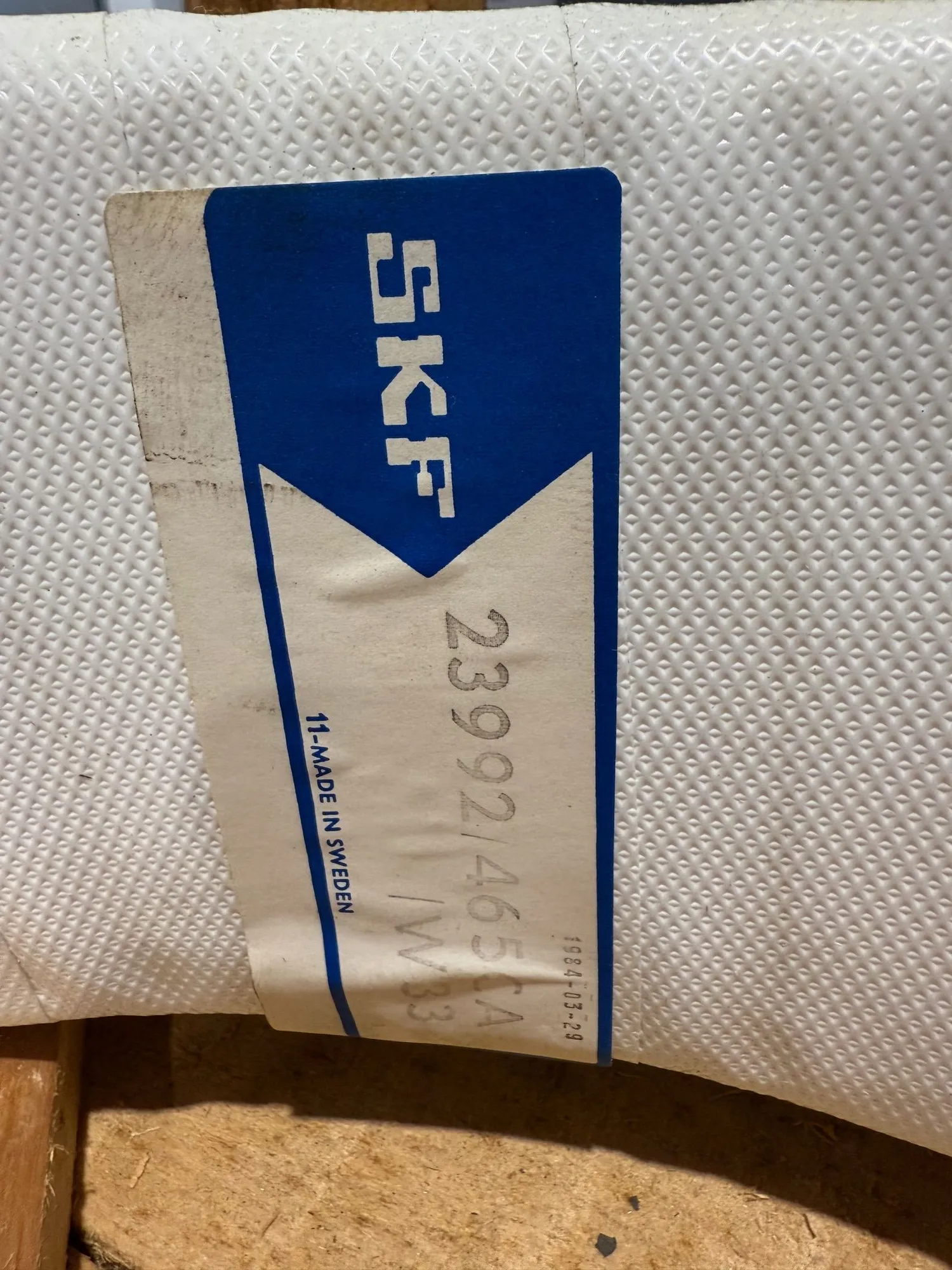 SKF #23992/465CA/W33, spherical roller bearing, 4.64" W, 18.11" bore dia., 24.4" OD - Image 4
