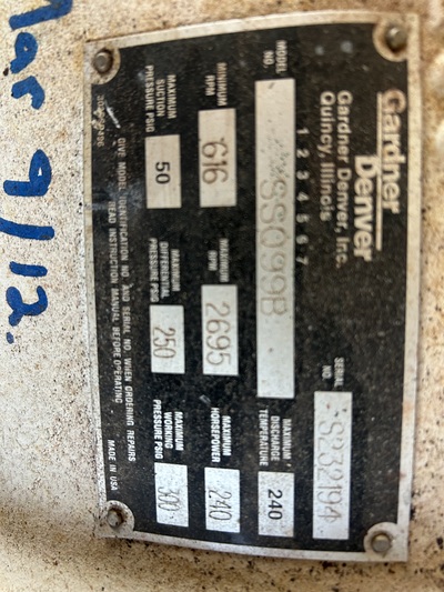 220 HP Gardner Denver #SSQ99B, screw compressor, 1-stage, Caterpillar 3306 NG engine, 2009 - Image 4