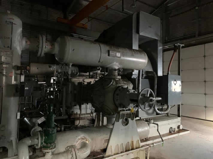 1850 HP White Superior #MW72, reciprocating compressor, 2 throws, 2 stages, 1200 RPM, Toshiba J1858PKF310T - Image 3