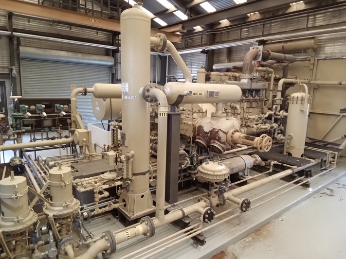 600 HP Superior #MW-62, reciprocating compressor, 2 throws, 2 stages, 900 RPM, Superior 6G-825 engine, 1989 - Image 2