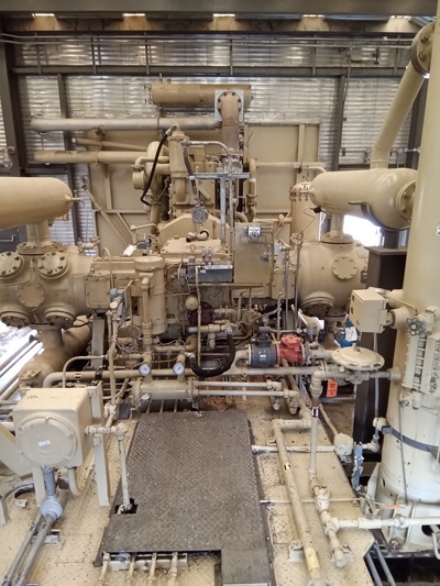 600 HP Superior #MW-62, reciprocating compressor, 2 throws, 2 stages, 900 RPM, Superior 6G-825 engine, 1989 - Image 9