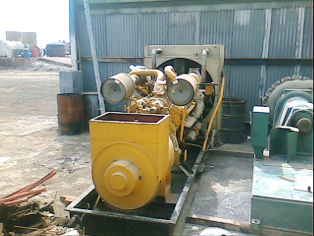 500 KW Detroit Diesel / Comdec, generator set, 625 KVA, 1800 RPM, 220/440 Volts, serial #SA87519CC - Image 1