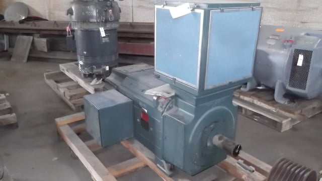 100 HP 300 RPM Reliance, Frame B5010ATZ, DPFVBB, 500 VA, 300 VF, New Surplus - Image 1