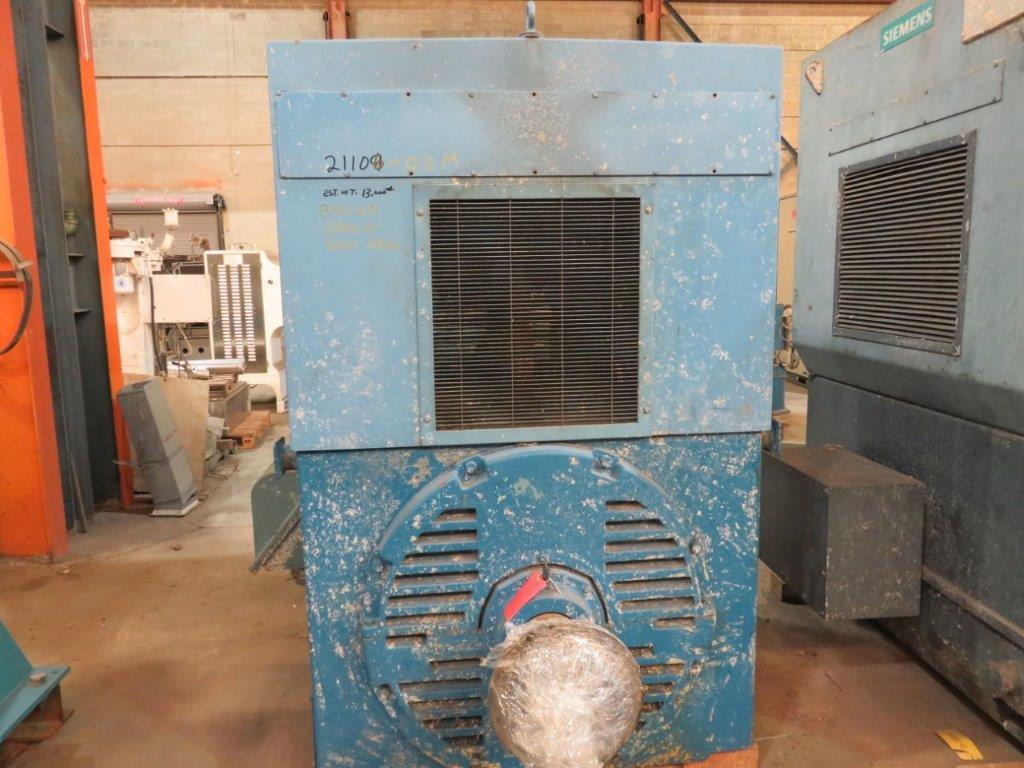 800 HP 600 RPM General Electric, Frame 8409S, synchronous motor, 2300 Volts - Image 2