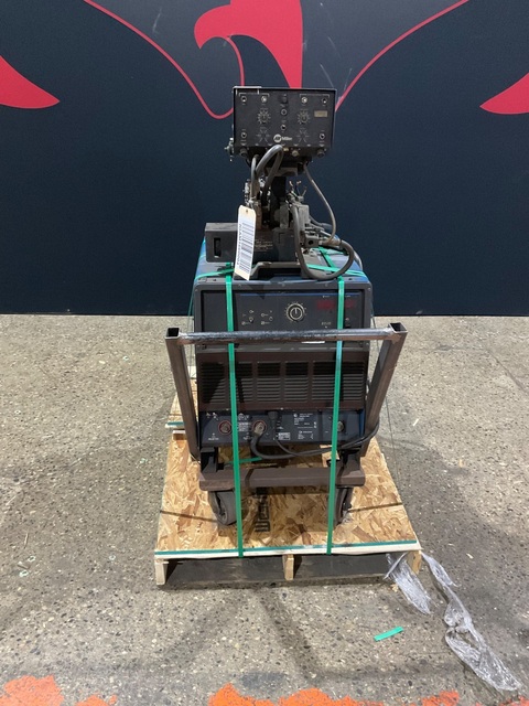 Miller #Deltaweld-302, CV/DC Welder, Fan-Cooled, 300 Amps, 230/460 V Input, 14-40 V Output - Image 1