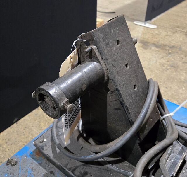 Miller #CP-302, Mig Welder w/Wire Feeder, 300 Amps, 230/460 V Input, 15-38 V Output - Image 9