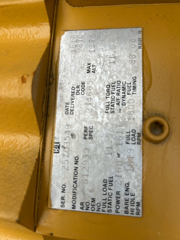 1500 KW Caterpillar #3516, 277/480 Volts, 3-phase, 2299 hours, 2168 HP @ 1800 RPM, Kato 4P6-3300 generator - Image 6