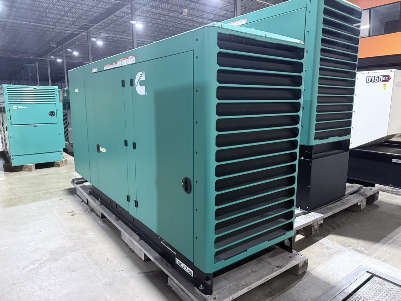 125 kW Cummins #C125D6D, Diesel Generator, 480 Volts, 3 phase, sound attenuated enclosure, 2023 - Image 2