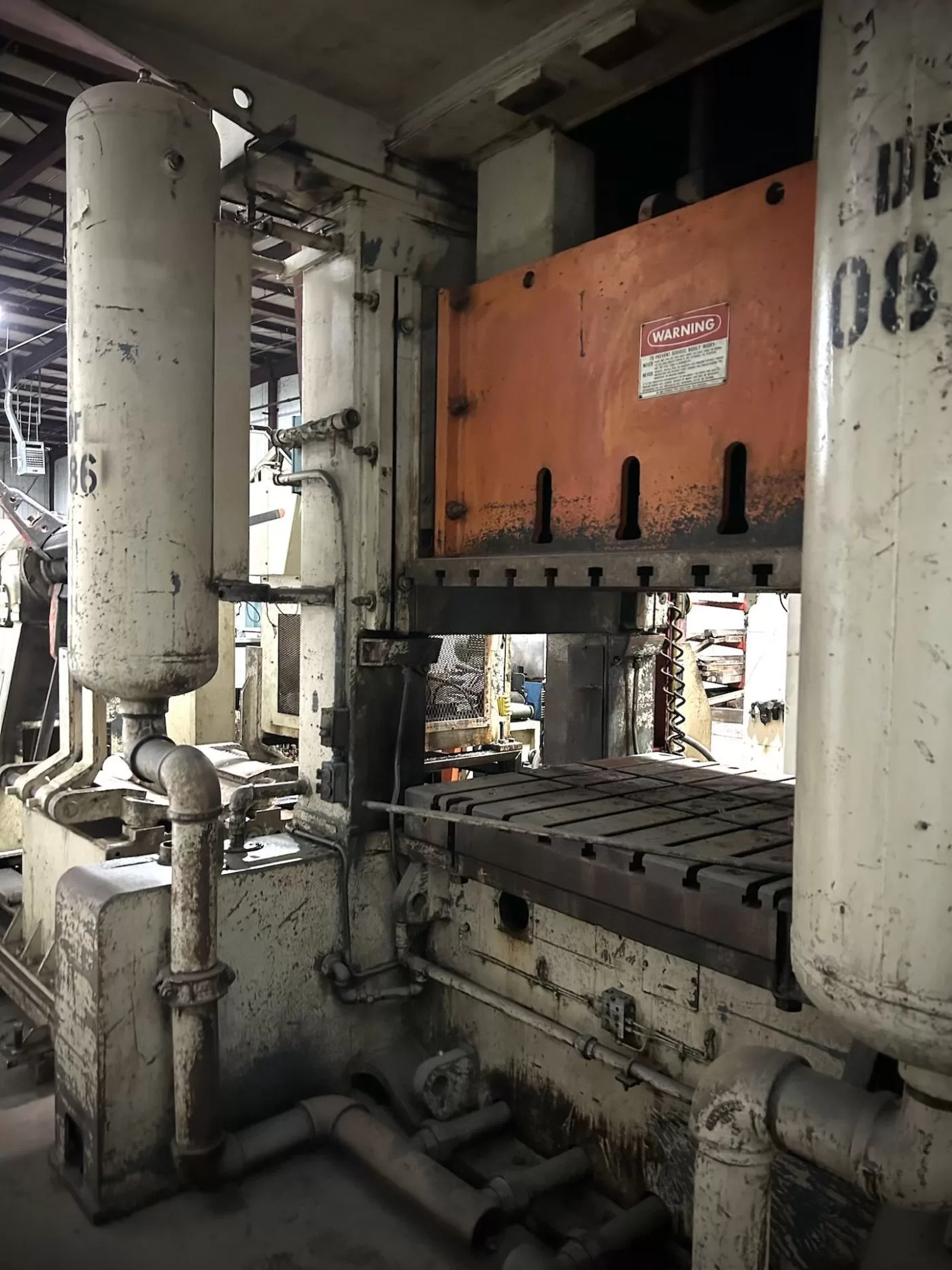 200 Ton, Verson #S2, 6" stroke, 33" Shut Height, 60" x48" bed, 40-80 SPM, cushion, 1973 - Image 7