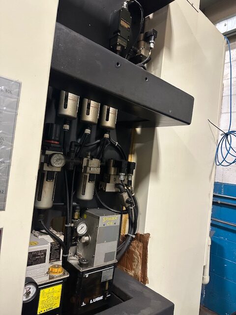 Niigata #SPN63, CNC horizontal machining center, 39.4" X, 34.5" Y, 31.5" Z, 12000 RPM, #50, 40 HP, Fanuc 16M - Image 11