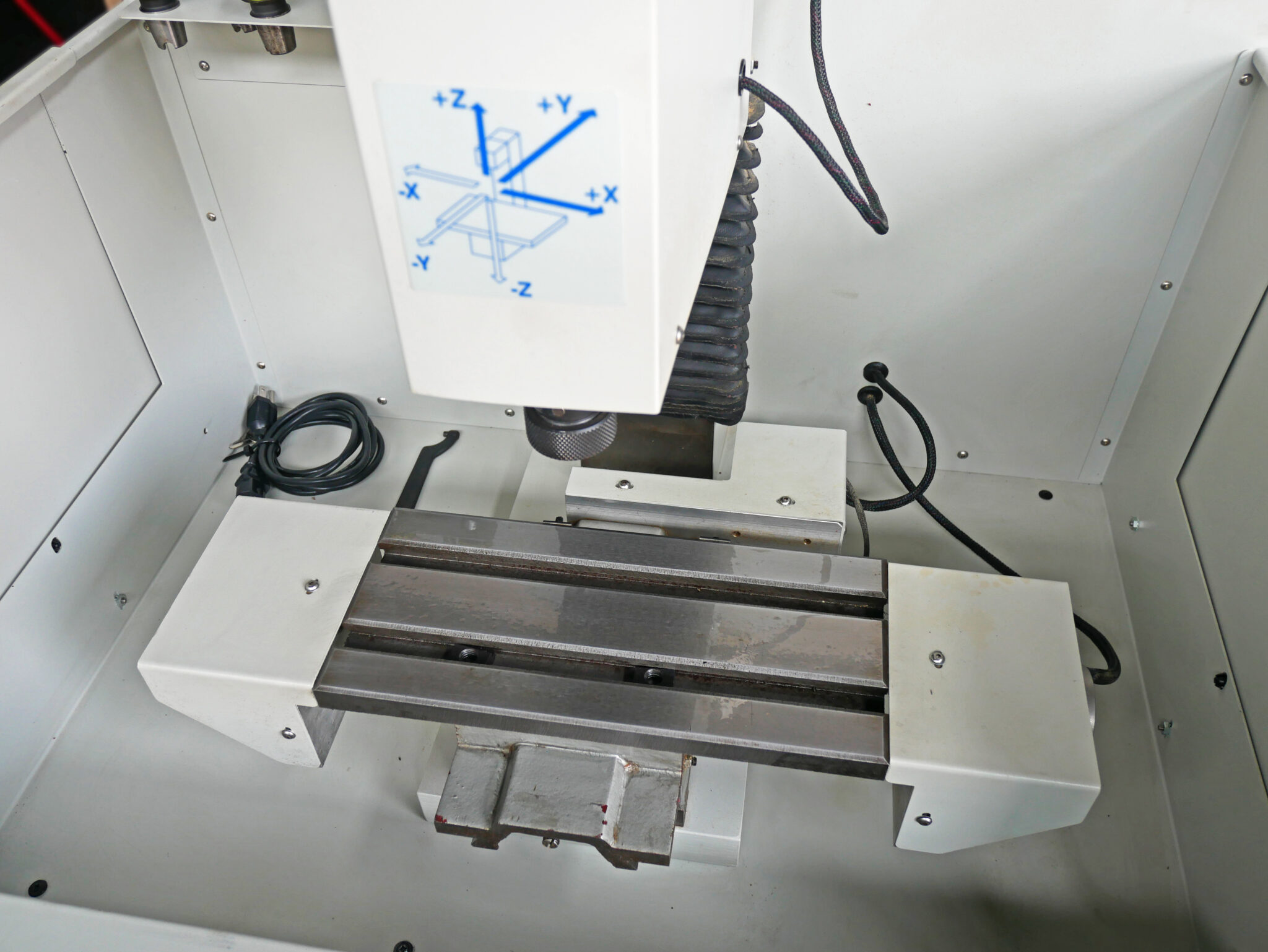 Lab-Volt Automation #5600-B0, CNC Mill, 7.5" X, 4" Y, 8" Z, 5.5" x 12" Table, 8.5" Clearance, 1 -1.5 HP, 3400 - Image 8