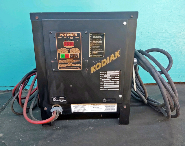 Kodiak #12K260A1, Charger, (12) Cells, 1 Phase, 60 Hz, 260 AH, 11-21.9 Amps, 120/208/240 VAC, 24 VDC - Image 1