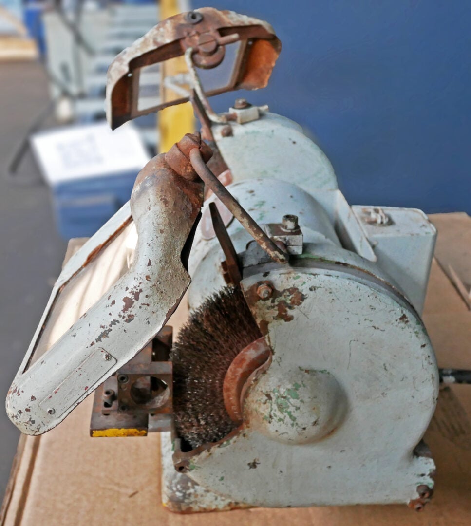 8" Bradford #Metal-Master, Heavy Duty Grinder, 1/2 HP, 115 V - Image 5