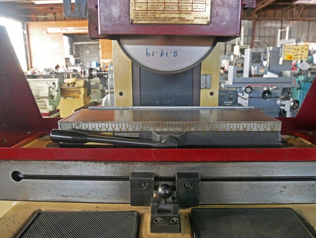 6" x 18" Kent #KGS618, Manual Hand Feed Surface Grinder, 19.5" Table Travel, 8.5" Saddle Travel, 8" x 1" x - Image 6