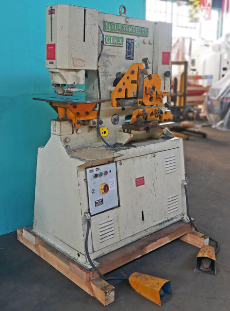 4.5" x 4.5" x 3/8" Geka Ironworkers #H-50, Multi-Station Ironworker, 55 Ton capacity, 1.125" x 0.5" Punch - Image 6